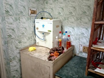 Furnished Amenities in 2.5 BHK Apartment at Betwa Apartment, Gomti Nagar – for Sale
