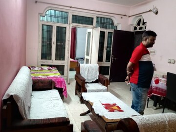 Living Room in 2.5 BHK Apartment at Betwa Apartment, Gomti Nagar – for Sale