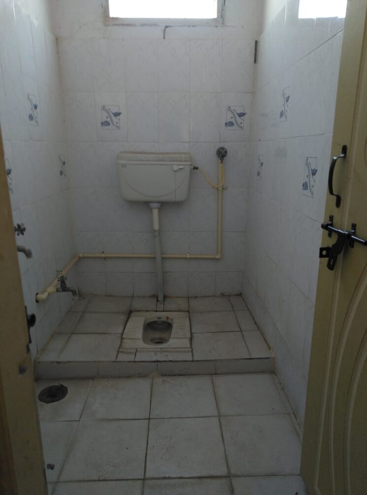 Bathroom, pocharam 3 Bedroom 1745 Sq.Ft. Apartment In Pocharam Hyderabad 9128665