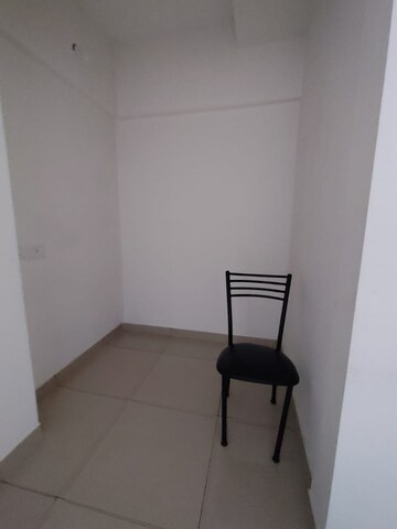 Room in 2 BHK Apartment at Yashwin Sukhniwas, Hinjewadi – for Rent