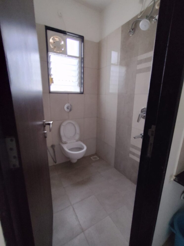 Bathroom, yashwin-sukhniwas 2 Bedroom 1000 Sq.Ft. Apartment In Hinjewadi Pune 9128680