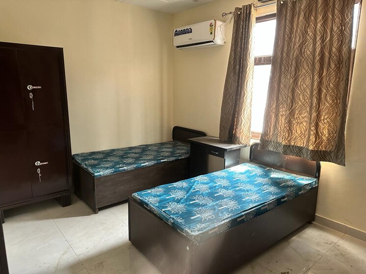 Bedroom, gomti nagar 6+ Bedroom 3200 Sq.Ft. Villa In Gomti Nagar Lucknow 9128767