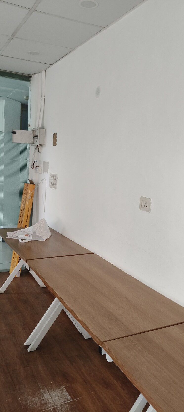 Team Area, vardhman-star-shop-mall Commercial Office Space 413 Sq.Ft. In Sector 19 Faridabad 9128818