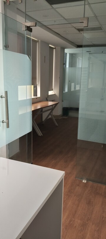 Team Area in  Office Space at Vardhman Star Shop Mall, Sector 19 – for Rent