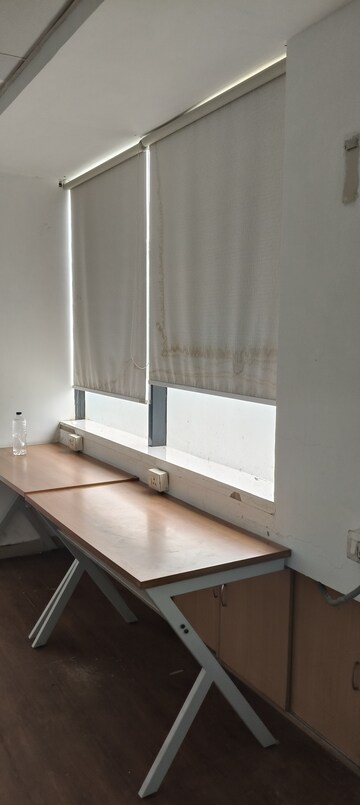 Furnished Amenities in  Office Space at Vardhman Star Shop Mall, Sector 19 – for Rent