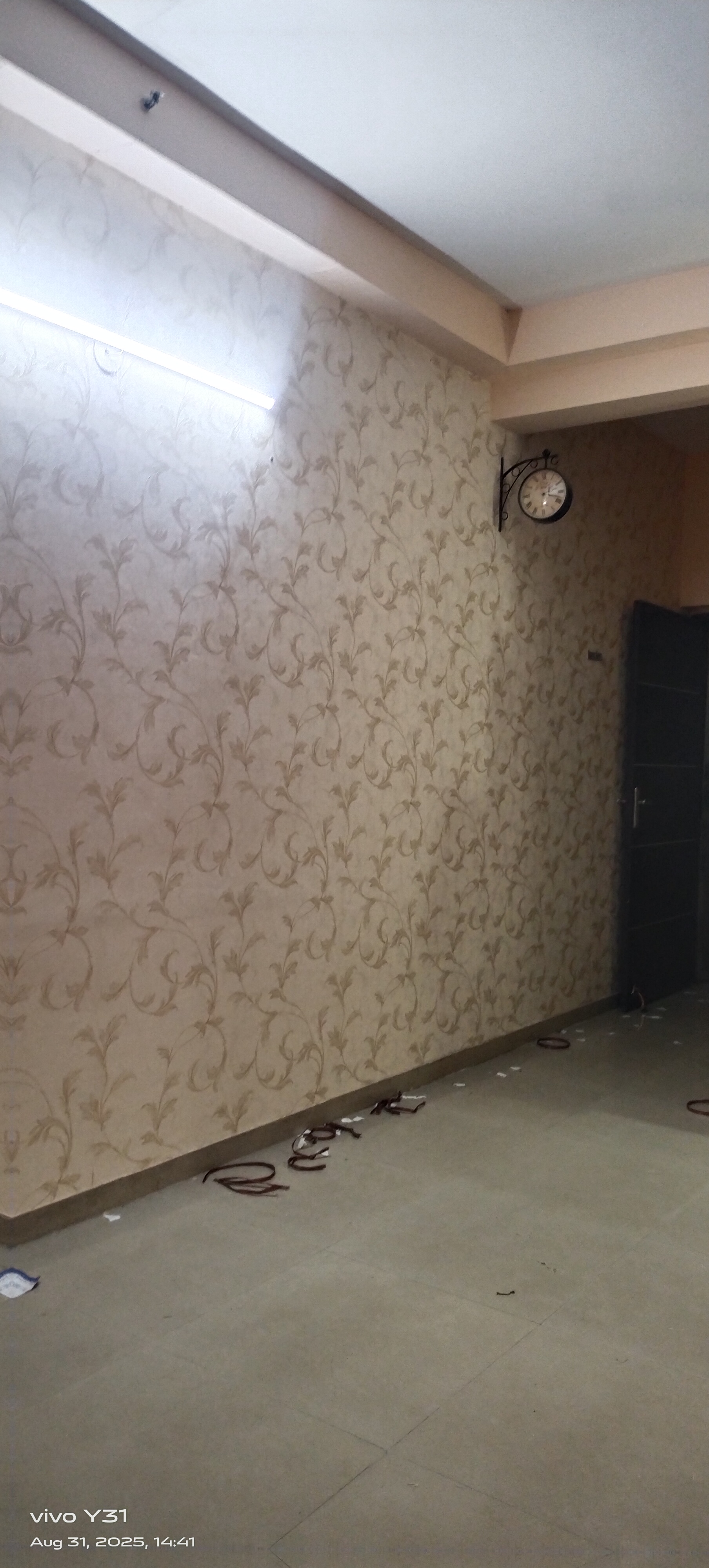 2.5 BHK + Study Room Apartment For Rent in Mahagun Mywoods