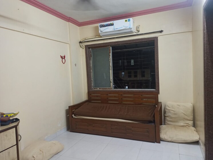 Living Room, akanksha-chs-prabhadevi 1 RK 300 Sq.Ft. Apartment In Prabhadevi Mumbai 9128800