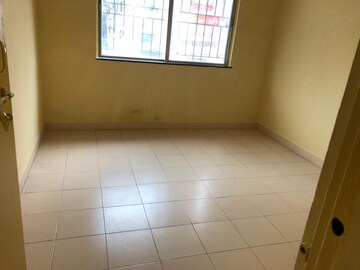 Room in 2 BHK Apartment at Shree Audumbar Apartment, Dattawadi – for Rent