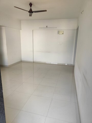 Bathroom in 2.5 BHK Apartment at Bhamini Arcade, Dattawadi – for Rent
