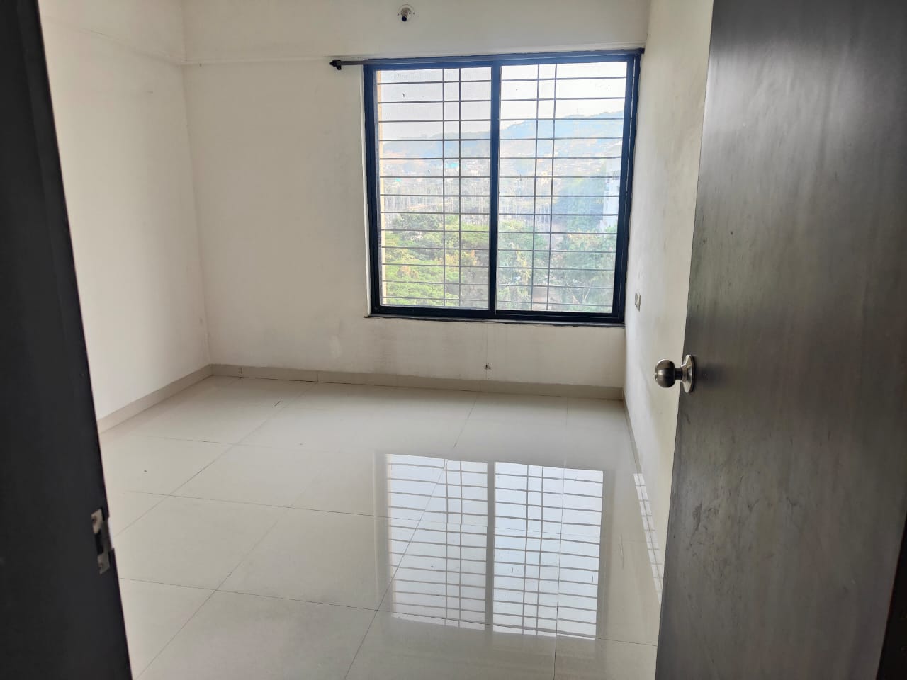 2.5 BHK + Study Room Apartment For Rent in Bhamini Arcade