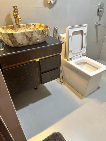 Attached Bathroom in 4 BHK Apartment at Kbnows Apartment, Sector 16 Greater Noida – for Sale