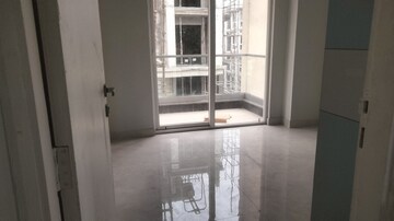 Room in 3 BHK Apartment at Signature Global City, Sector 37d – for Rent