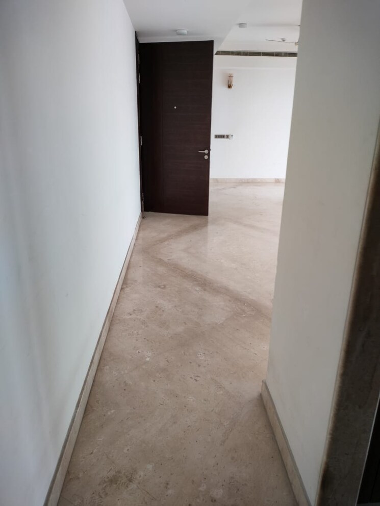 Room, mahindra-luminare 3 Bedroom 3100 Sq.Ft. Apartment In Sector 59 Gurgaon 9128835