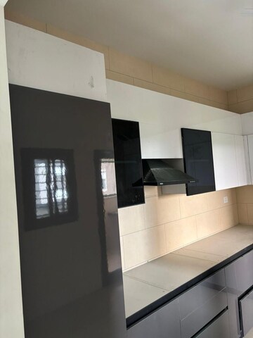 Team Area in 3 BHK Apartment at Shapoorji Pallonji Joyville Gurgaon, Sector 102 – for Rent