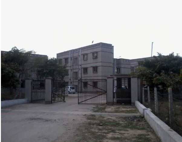 1 BHK Apartment For Sale in Gulmohar Estate