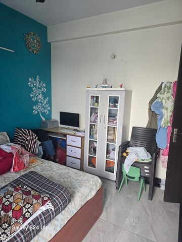 Bedroom in 2 BHK Builder Floor at Sector 39 – for Rent