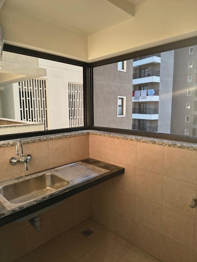 Kitchen, shapoorji-pallonji-joyville-gurgaon 3 Bedroom 1852 Sq.Ft. Apartment In Sector 102 Gurgaon 9128879