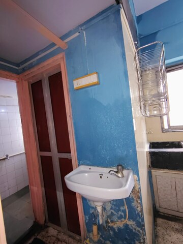 Furnished Amenities in 1 RK Apartment at Tapasya Apartment Dadar, Dadar West – for Rent