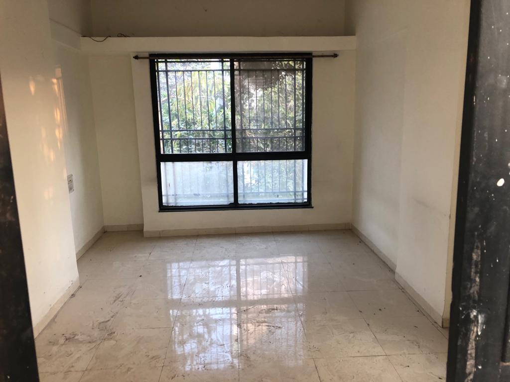 2 BHK + Servant Room Apartment For Rent in Yamunashree Apartment