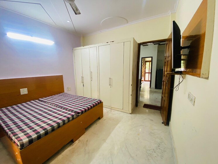 Bedroom, sector 46 3 Bedroom 1590 Sq.Ft. Builder Floor In Sector 46 Gurgaon 9128919