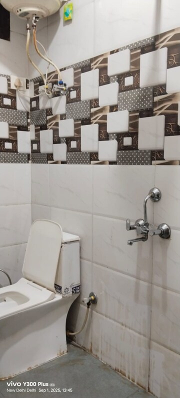 Bathroom in 2 BHK Builder Floor at Govindpuri – for Rent