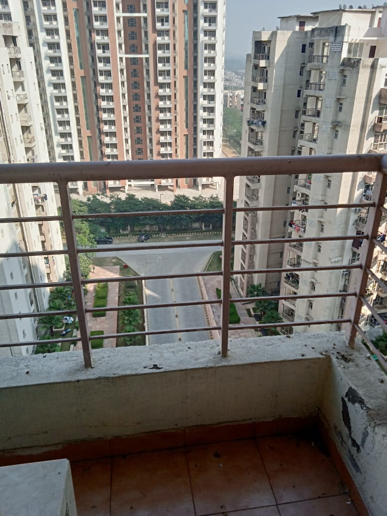 2 BHK Apartment For Sale in Supertech Czar Suites