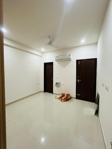 Room in 2 BHK Builder Floor at Sector 46 – for Rent