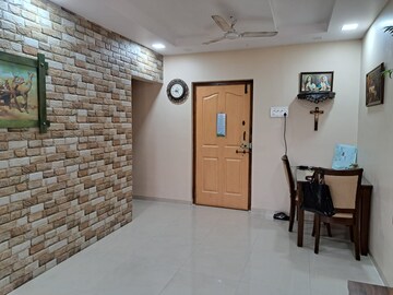 Team Area in 1 BHK Apartment at Jyoti Castle, Malad West – for Sale