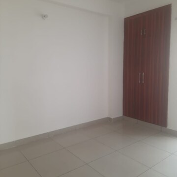 3.5 BHK Apartment For Rent in Panchsheel Greens II, Panchsheel Green