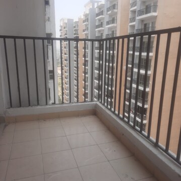 Balcony in 3.5 BHK Apartment at Panchsheel Greens II, Panchsheel Green – for Rent