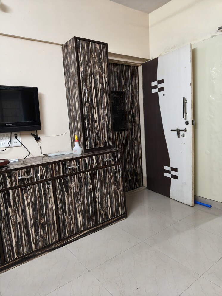 Bedroom, sai-milan-chs 1 Bedroom 450 Sq.Ft. Apartment In Worli Mumbai 9129044