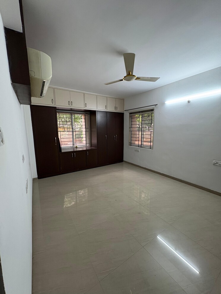 Room, sri-aditya-sunshine 3 Bedroom 2450 Sq.Ft. Apartment In Madhapur Hyderabad 9129056