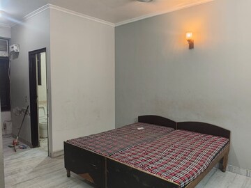 Bedroom in 2 BHK Builder Floor at Chattarpur – for Rent