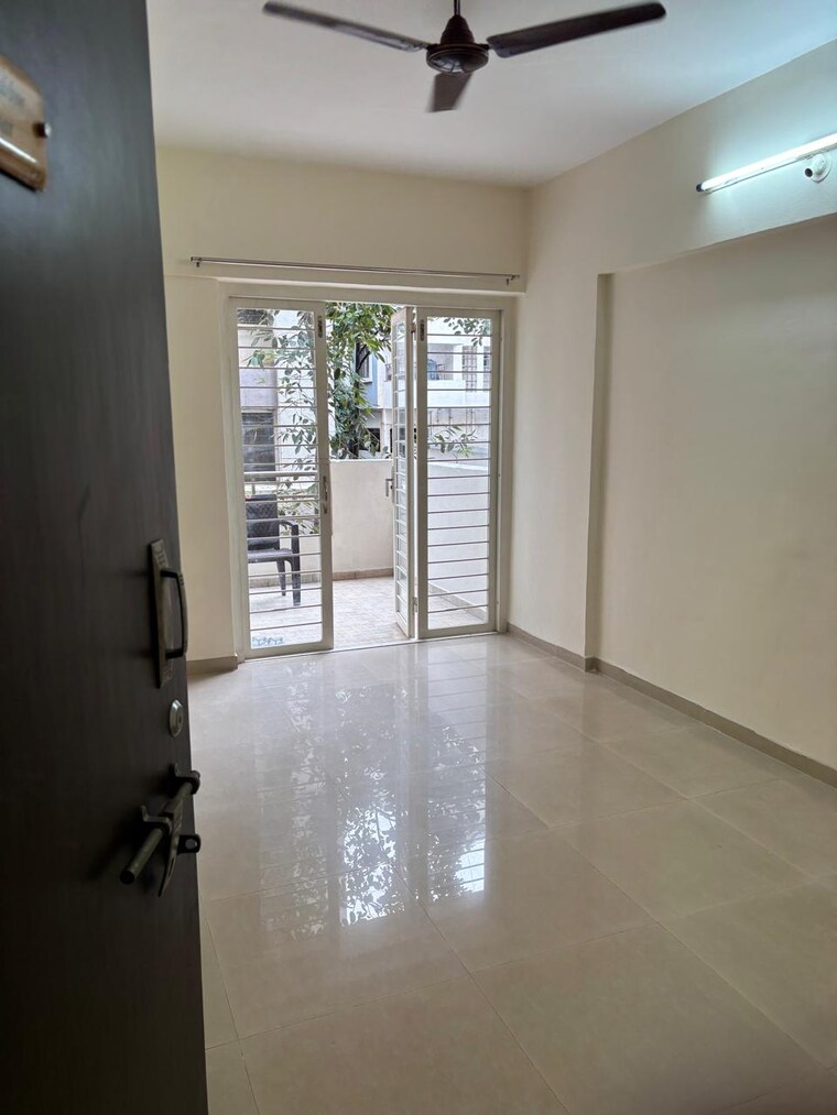 Room, kamdhenu-jasmine-chs 1 Bedroom 504 Sq.Ft. Apartment In Pimple Saudagar Pune 9129114
