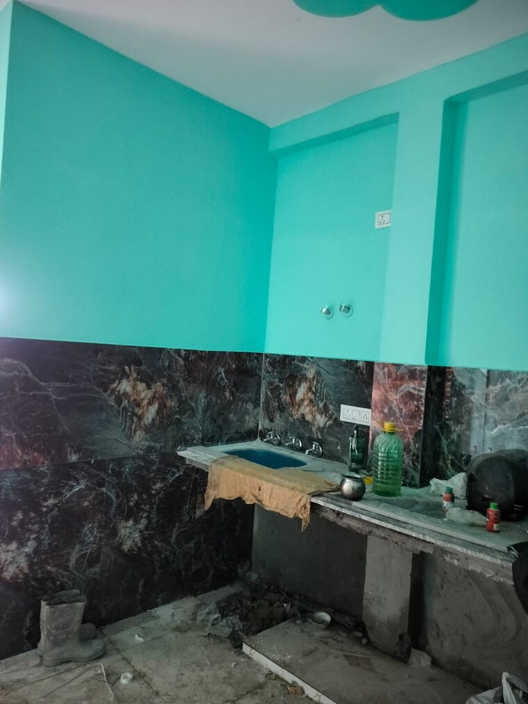 Swimming Pool, krishna-vatika-society 2 Bedroom 90 Sq.Yd. Villa In Sector 4 Greater Noida Greater Noida 9129129