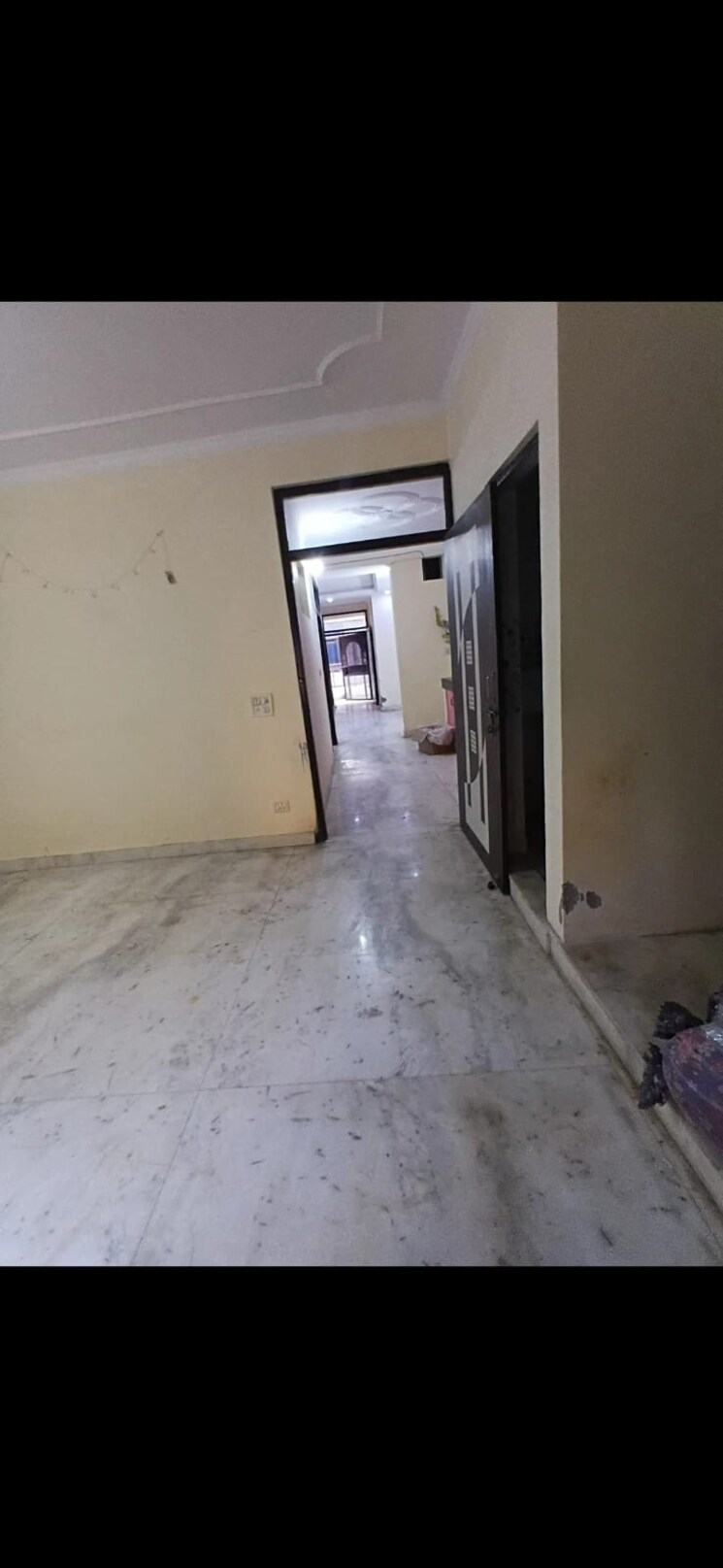 Hall, chattarpur 2 Bedroom 900 Sq.Ft. Builder Floor In Chattarpur Delhi 9129136