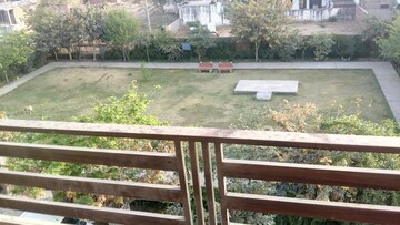 Balcony in 2 BHK Builder Floor at Sector 52 – for Rent