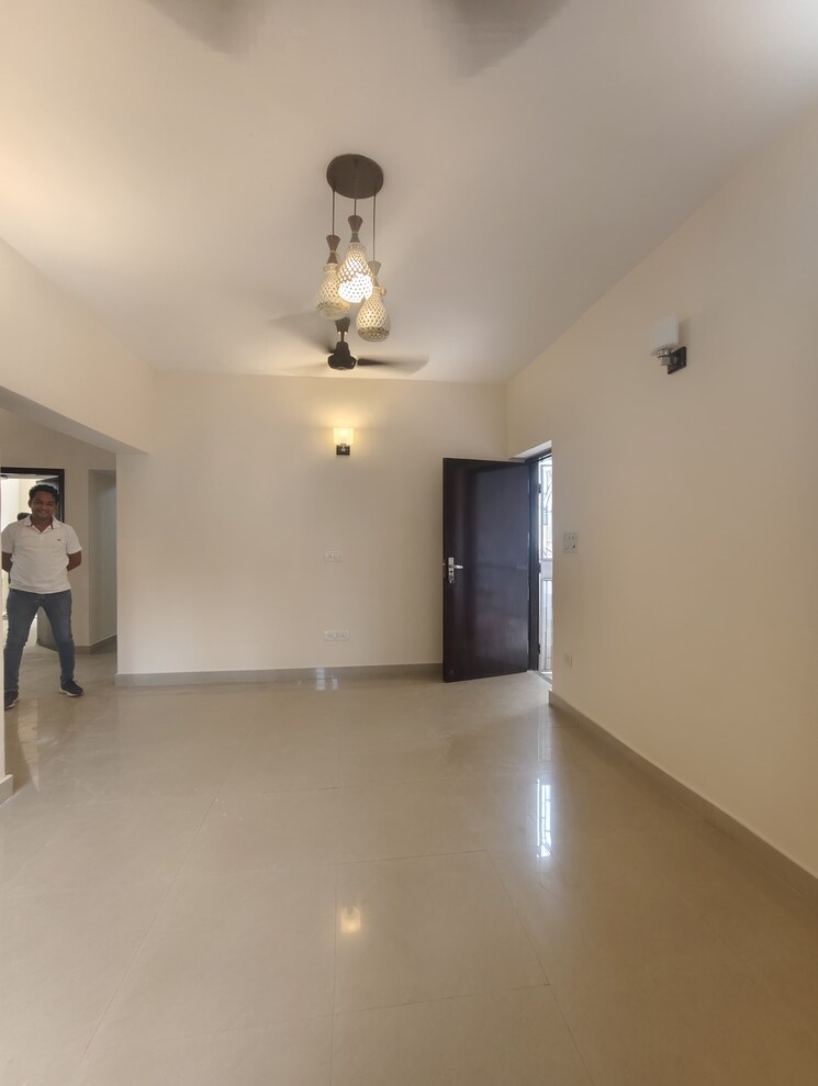 Room, vasant kunj 3 Bedroom 1500 Sq.Ft. Apartment In Vasant Kunj Delhi 9129156