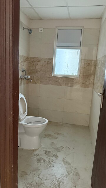 Bathroom in 2 BHK Apartment at Amrapali Golf Homes, Sector 4 Greater Noida – for Sale