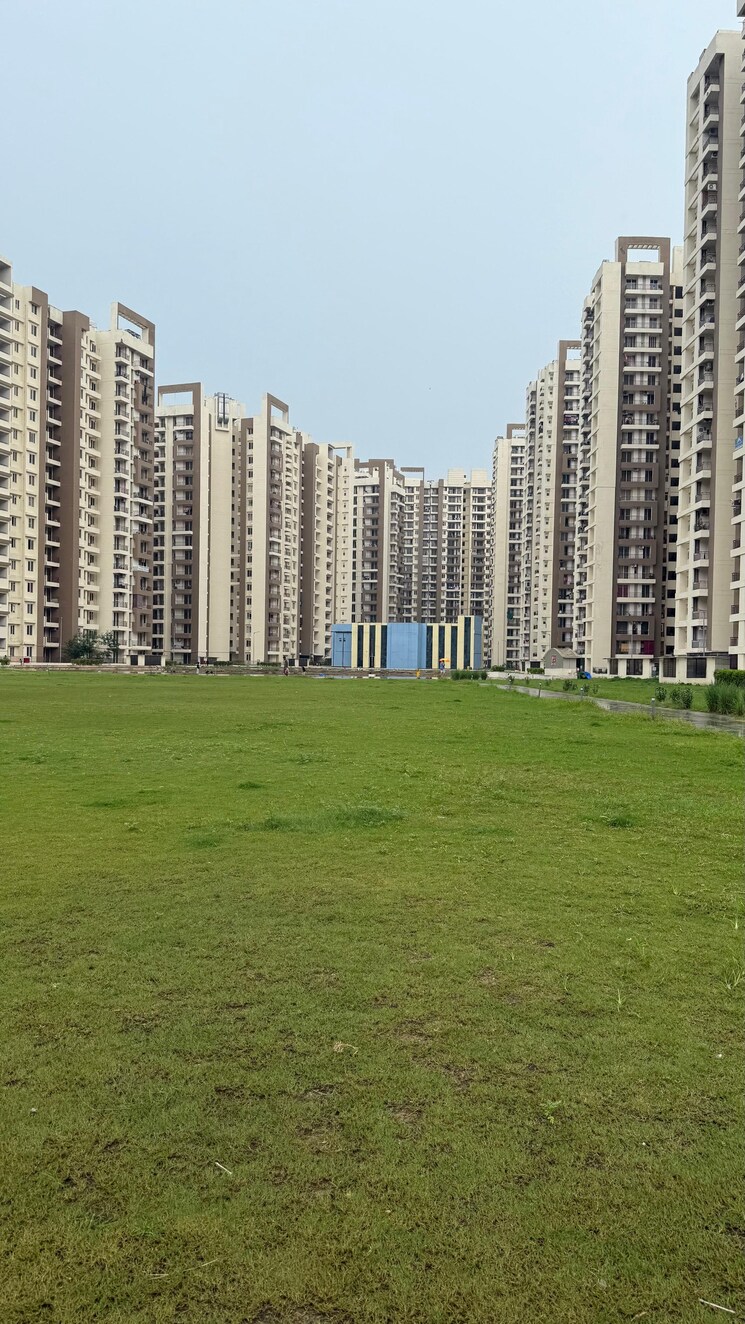 Exterior View, amrapali-golf-homes 2 Bedroom 1100 Sq.Ft. Apartment In Sector 4 Greater Noida Greater Noida 9129169