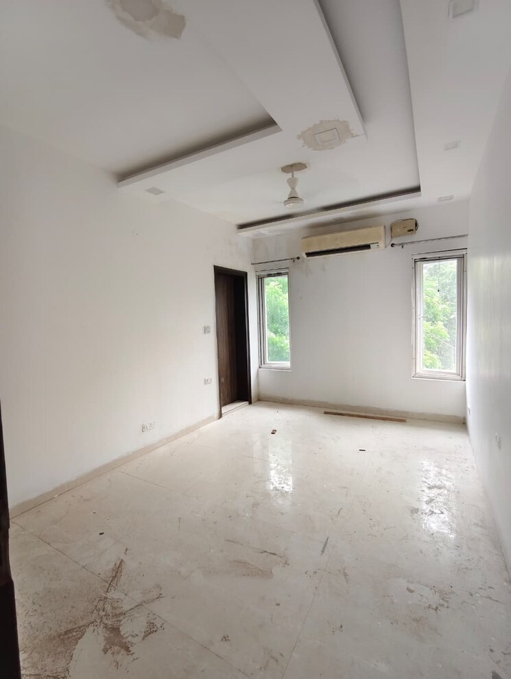 Room, vasant kunj 3 Bedroom 1200 Sq.Ft. Apartment In Vasant Kunj Delhi 9129170