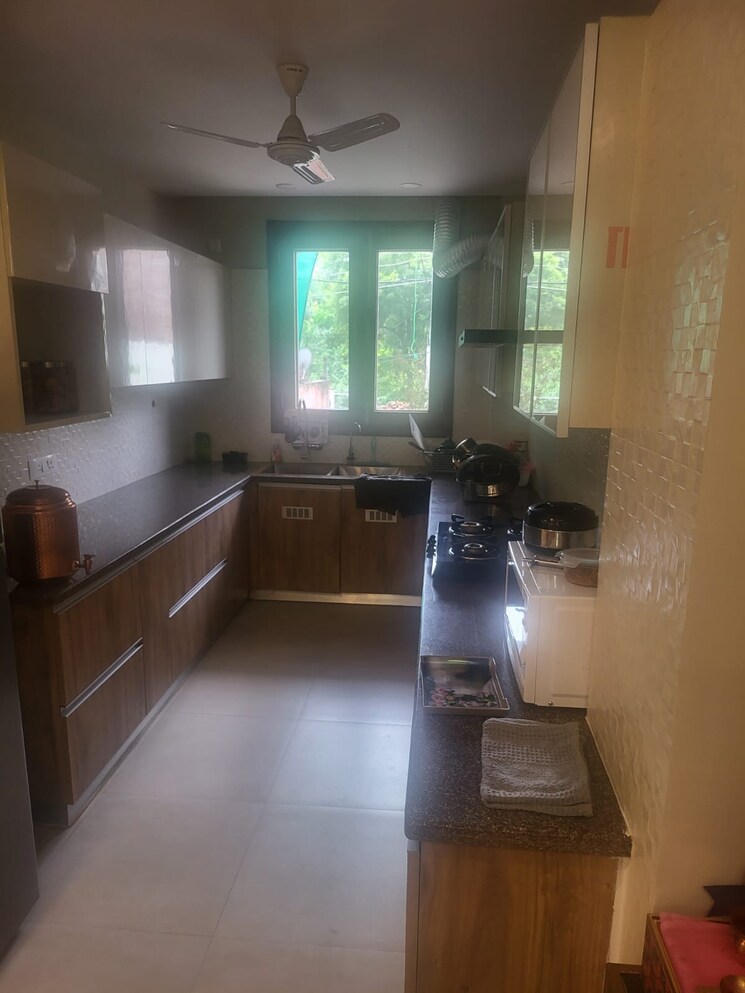 Living Room, sector 40 2 Bedroom 1409 Sq.Ft. Builder Floor In Sector 40 Gurgaon 9129179