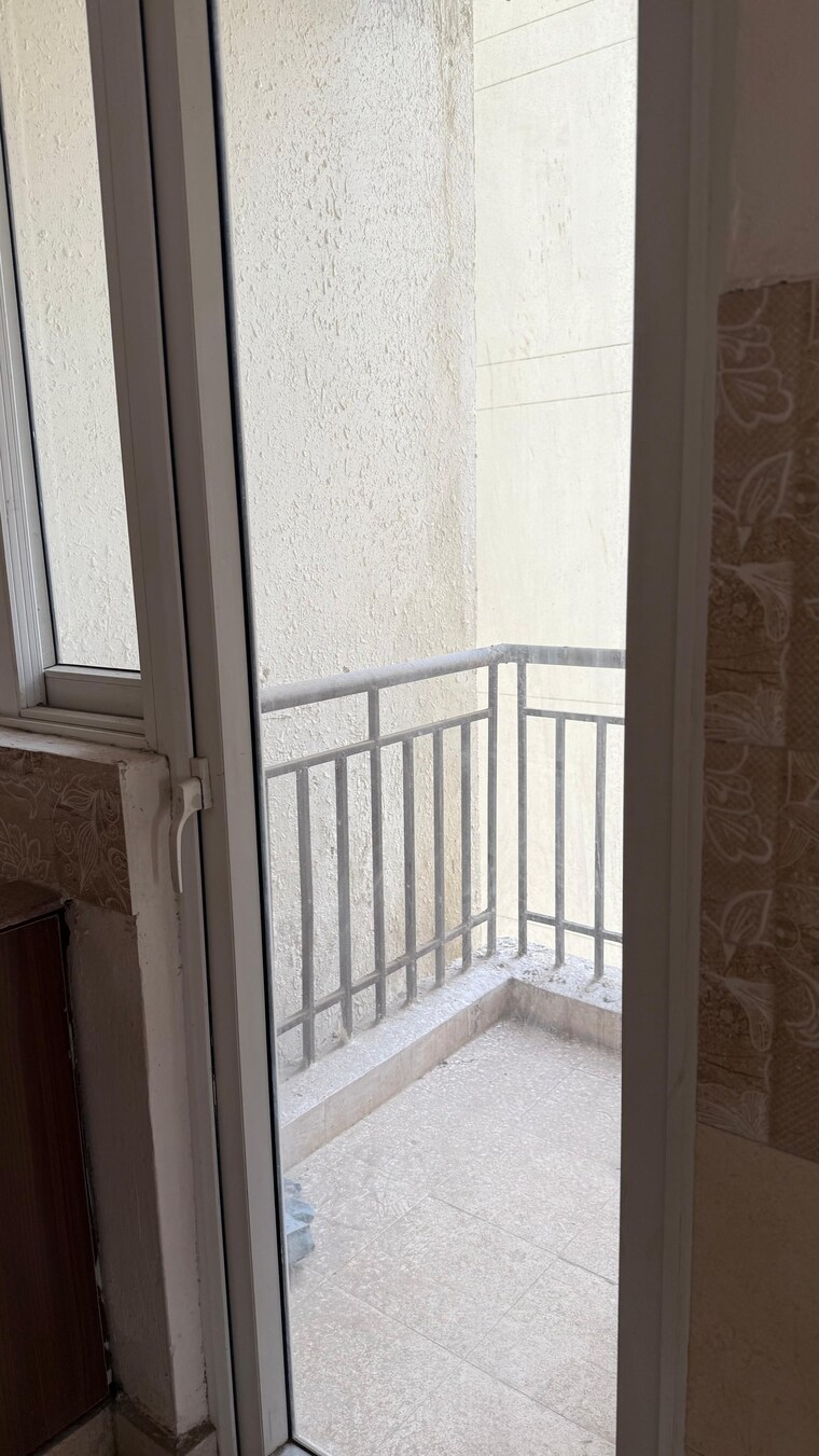 Balcony, amrapali-golf-homes 3 Bedroom 1425 Sq.Ft. Apartment In Sector 4 Greater Noida Greater Noida 9129193