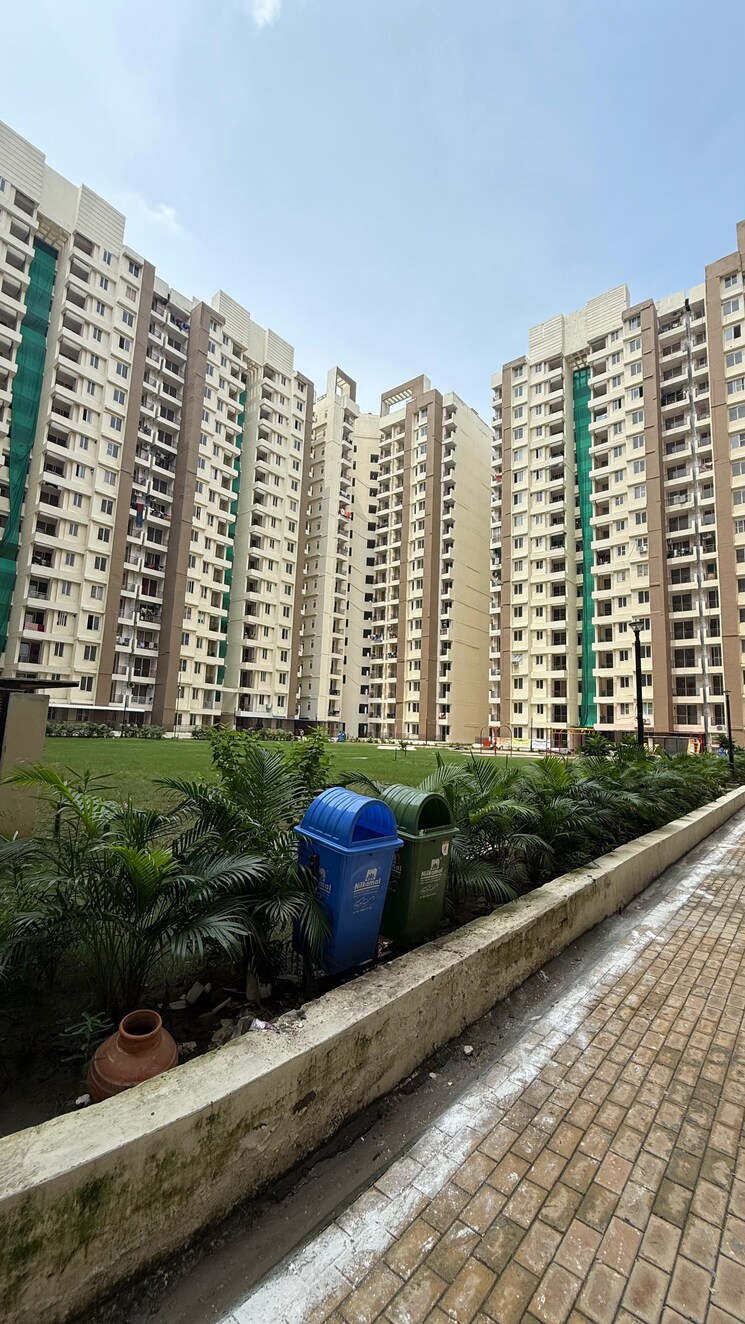 Exterior View, amrapali-golf-homes 3 Bedroom 1425 Sq.Ft. Apartment In Sector 4 Greater Noida Greater Noida 9129193
