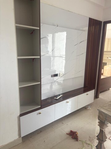 Furnished Amenities in 2 BHK Apartment at Imperia Prideville, Sector 25 Yamuna Expressway – for Rent