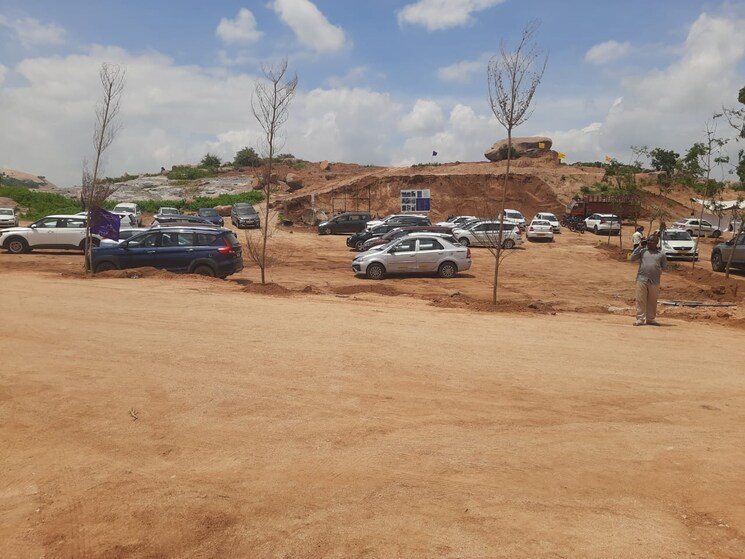  Parking, bhuvanagiri  150 Sq.Yd. Plot In Bhuvanagiri Hyderabad 9129190