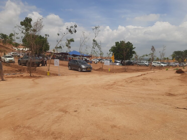  Parking, bhuvanagiri  150 Sq.Yd. Plot In Bhuvanagiri Hyderabad 9129190