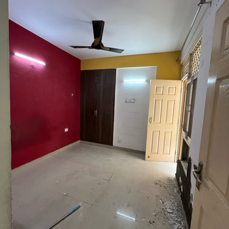 Room, supertech-cape-town 2 Bedroom 930 Sq.Ft. Apartment In Sector 74 Noida 9129215