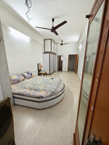  Pg For Rent in Worli Sea Face