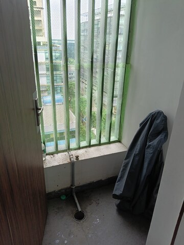 Team Area in  Office Space at Salt Lake Sector V – for Rent